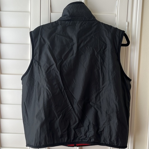 Fuda Womens Size L Reversible Zip Up Vest Black Silk Red Fleece Zip Pockets - Picture 4 of 7